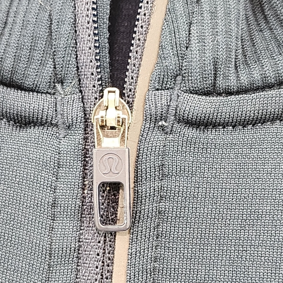 Lululemon Men's Knit Quarter Zip Sweater - Picture 3 of 5